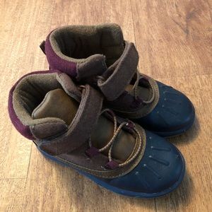 Size 10 Carter’s winter boots